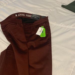Reitmans R Essential burgundy jeans